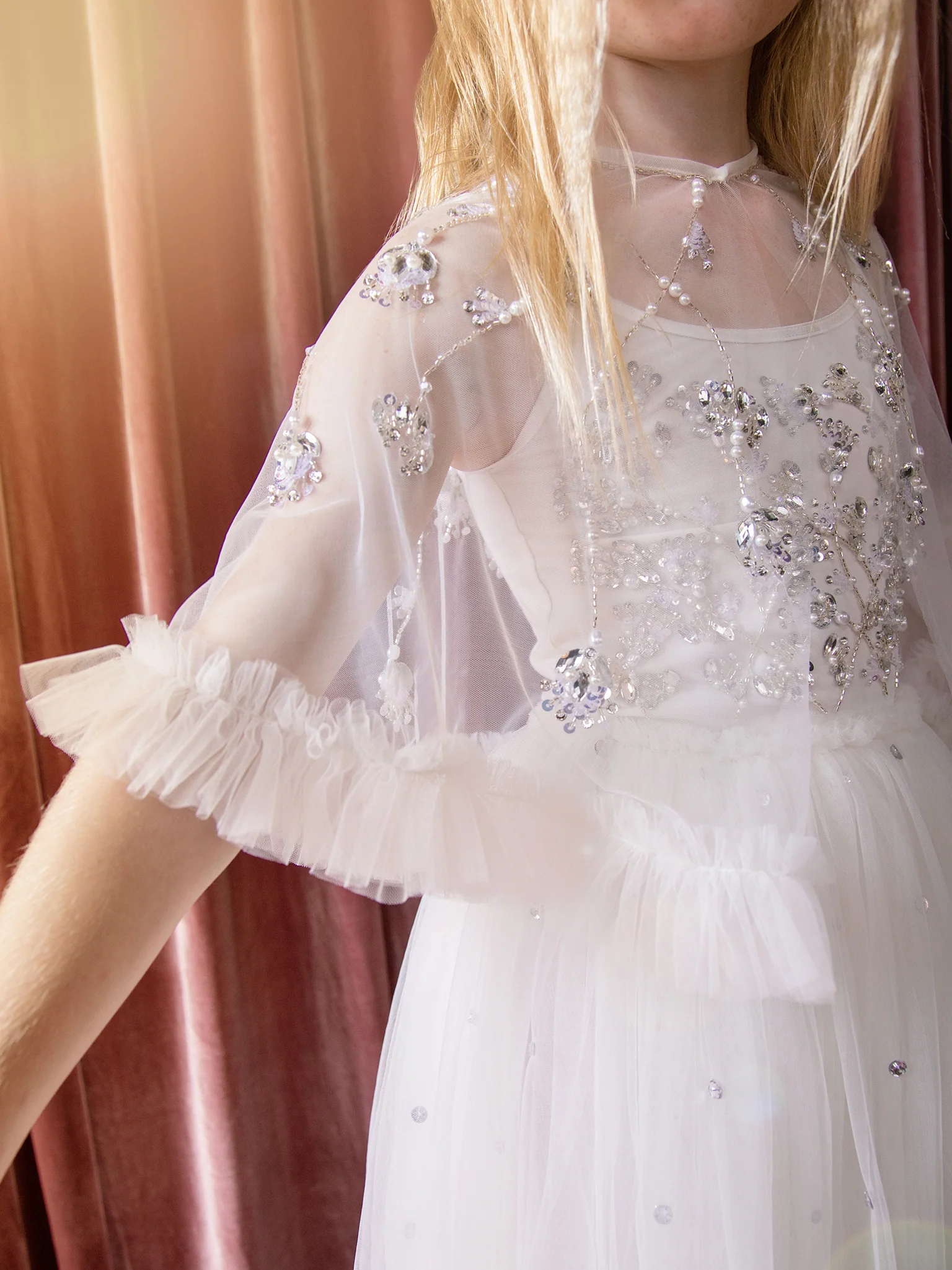 Angel Vine Cape - Image 2