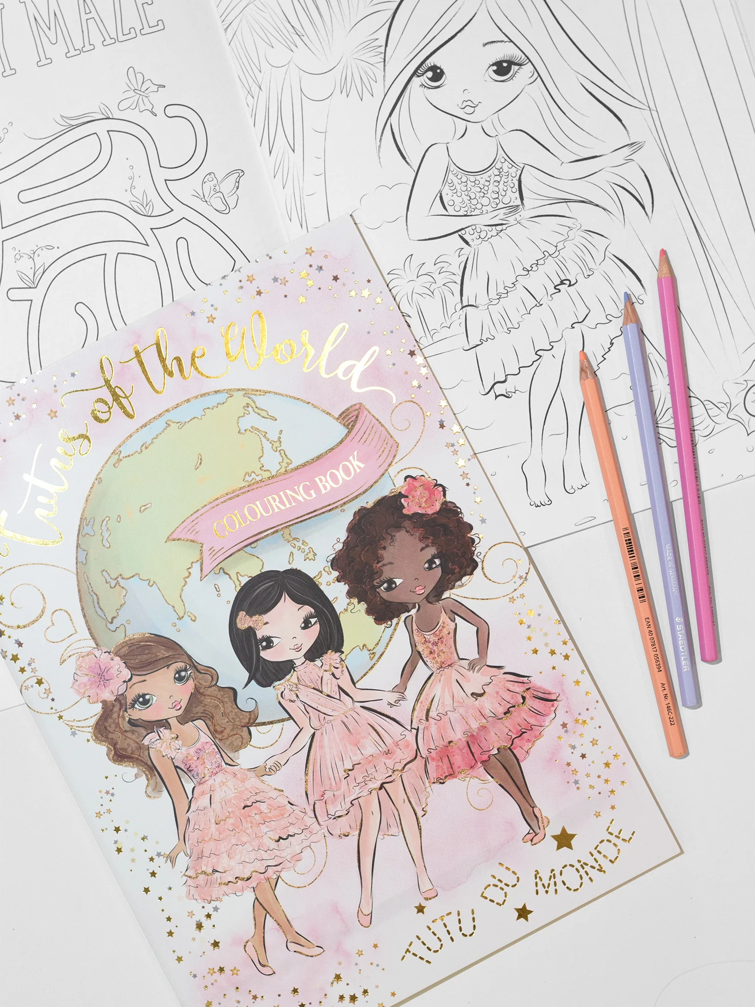 Tutus of the World Colouring Book - Image 3